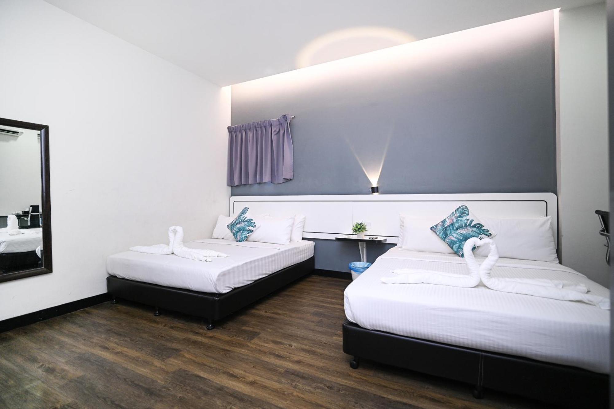 Swing & Pillows - Kota Kemuning Selangor Shah Alam Exterior photo