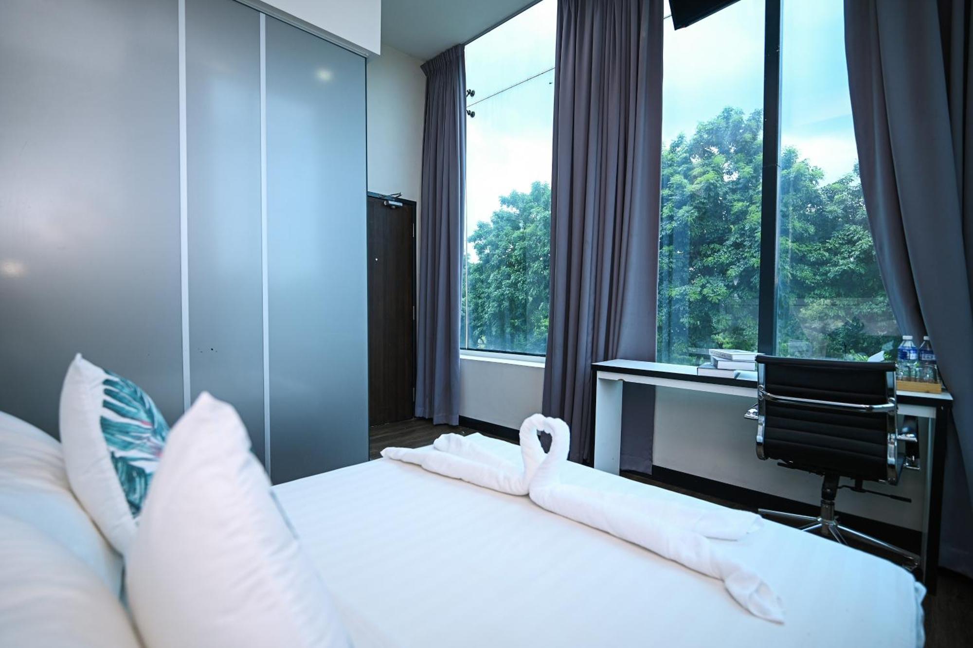 Swing & Pillows - Kota Kemuning Selangor Shah Alam Exterior photo