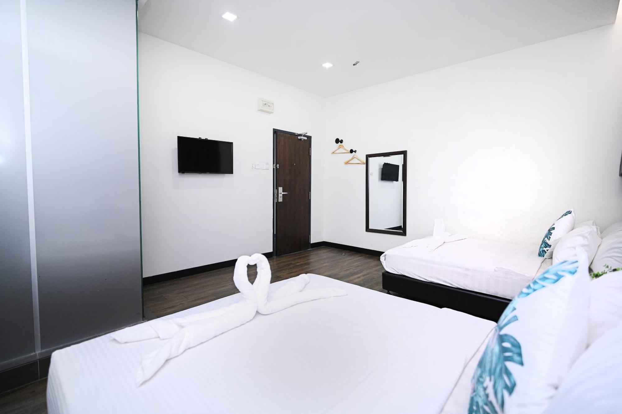 Swing & Pillows - Kota Kemuning Selangor Shah Alam Exterior photo